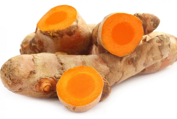 Điều trị hắc lào bằng nghệ