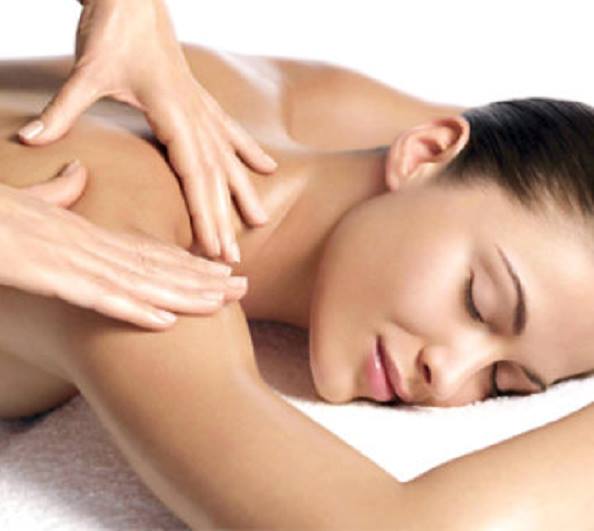 Điều trị đau vai gáy bằng vật lý trị liệu