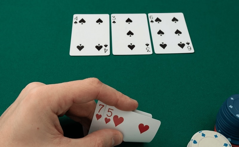 Bài Rác Trong Poker Là Gì? Cách Xử Lý Bài Rác Hiệu Quả