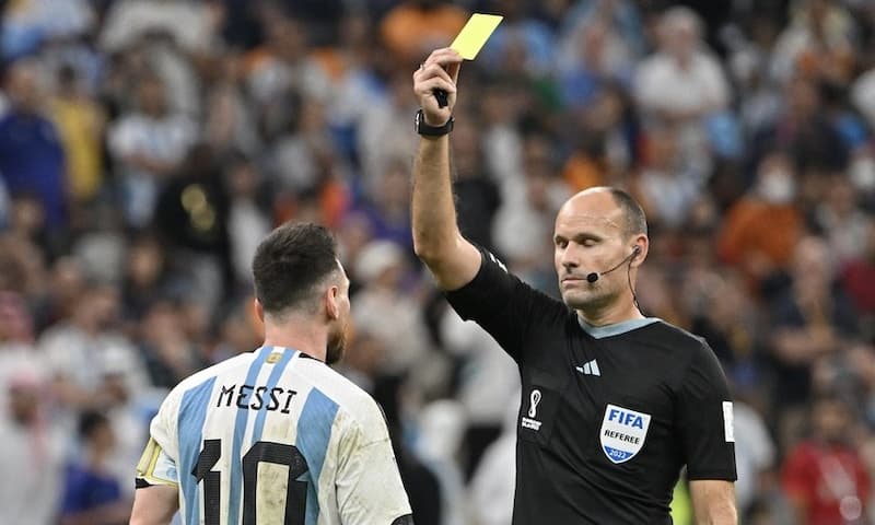 Quy định về luật xóa thẻ vàng chi tiết từ trọng tài và ban tổ chức