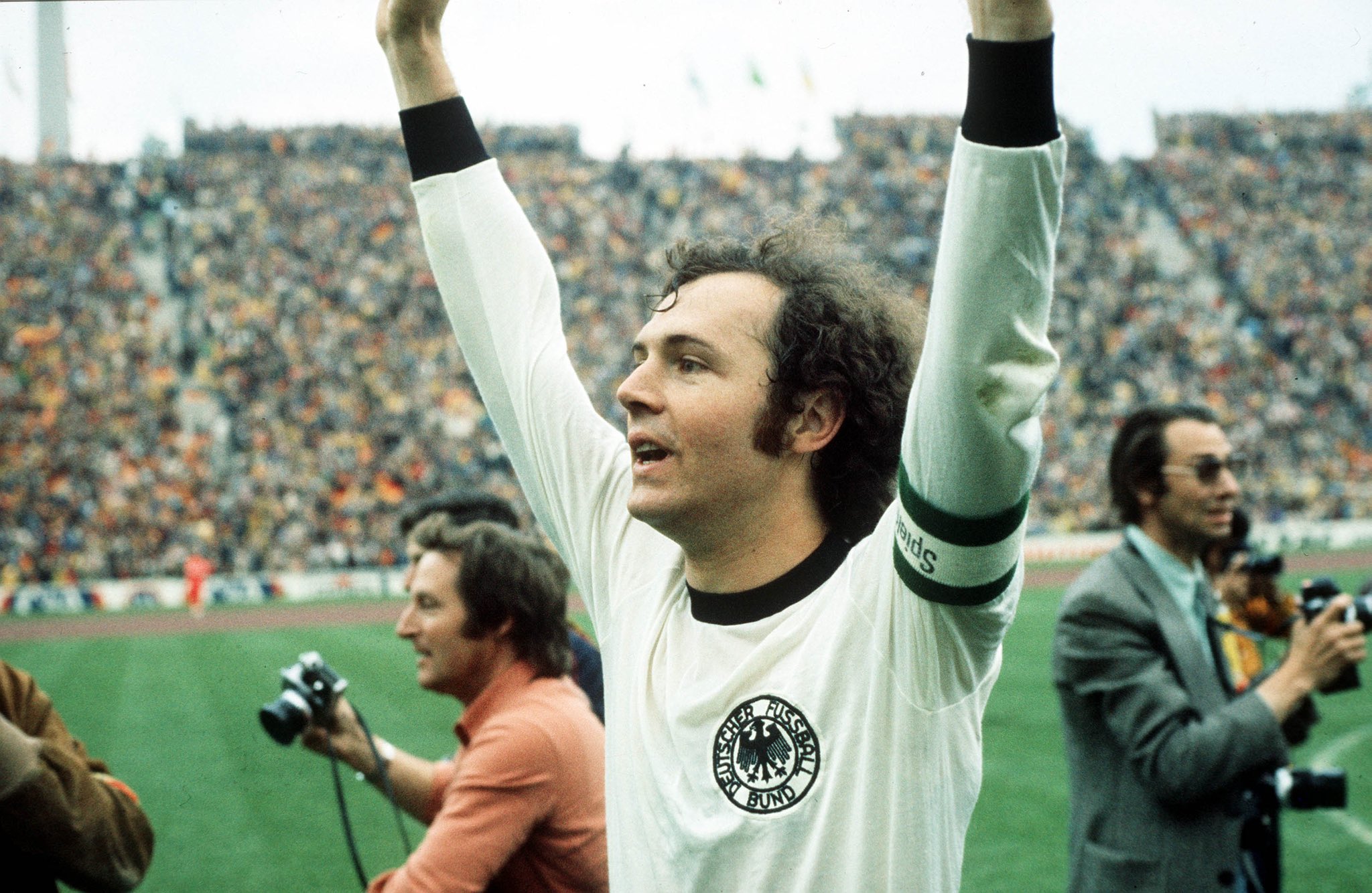 Số Áo Cầu Thủ Franz Beckenbauer Và Sự Nghiệp Của Huyền Thoại