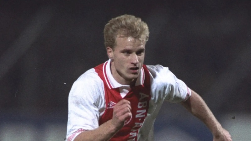 Cầu thủ Dennis Bergkamp - Tượng đài người Hà Lan không bay