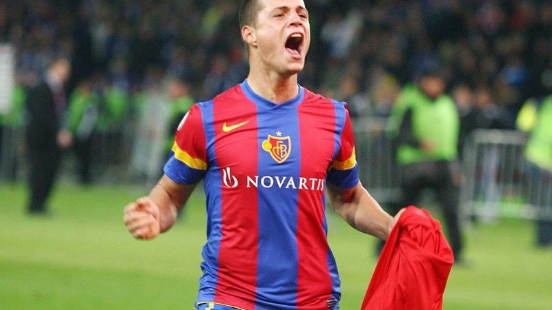 Cầu thủ Granit Xhaka - Cái kết cho một cá tính ngang tàn