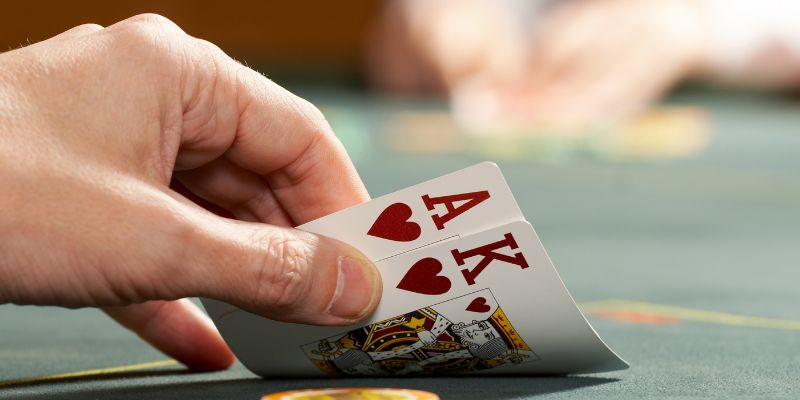Ưu điểm của việc theo bài trong chiến thuật Tiến Lên